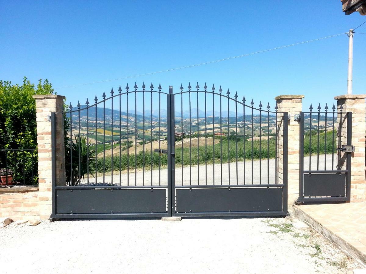 Agriturismo Galanti Cossignano Екстериор снимка